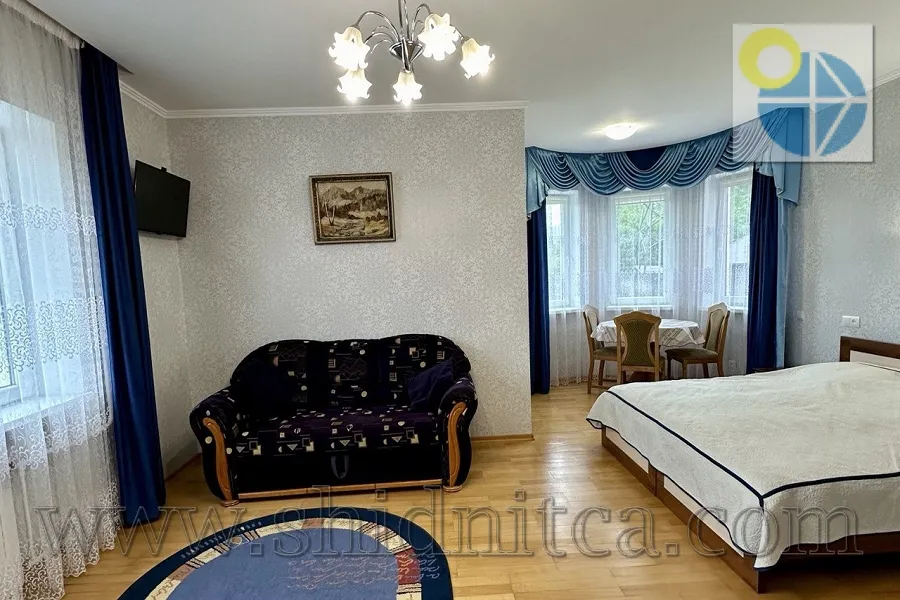 Відпочинкова вілла Під Замком