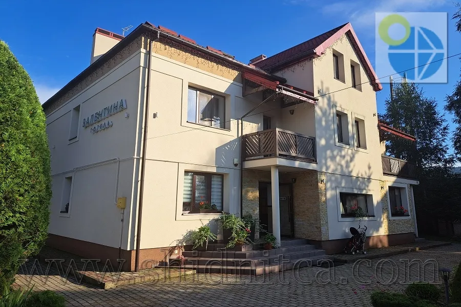 Східниця Готель Валентина.