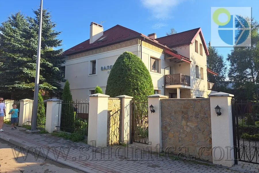 Східниця Готель Валентина.