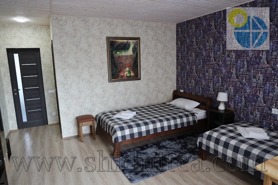 Апартаменти з кухнею 3-місні