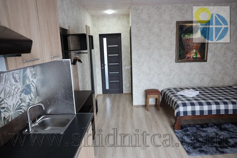 Апартаменти з кухнею 3-місні