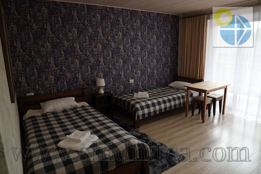 Апартаменти з кухнею 3-місні