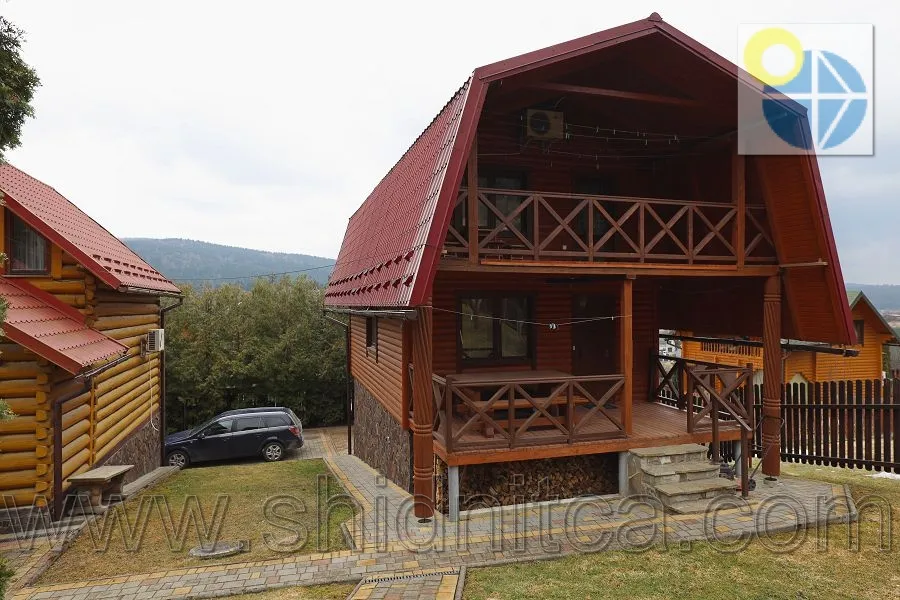 Східниця Котеджі Ватра.