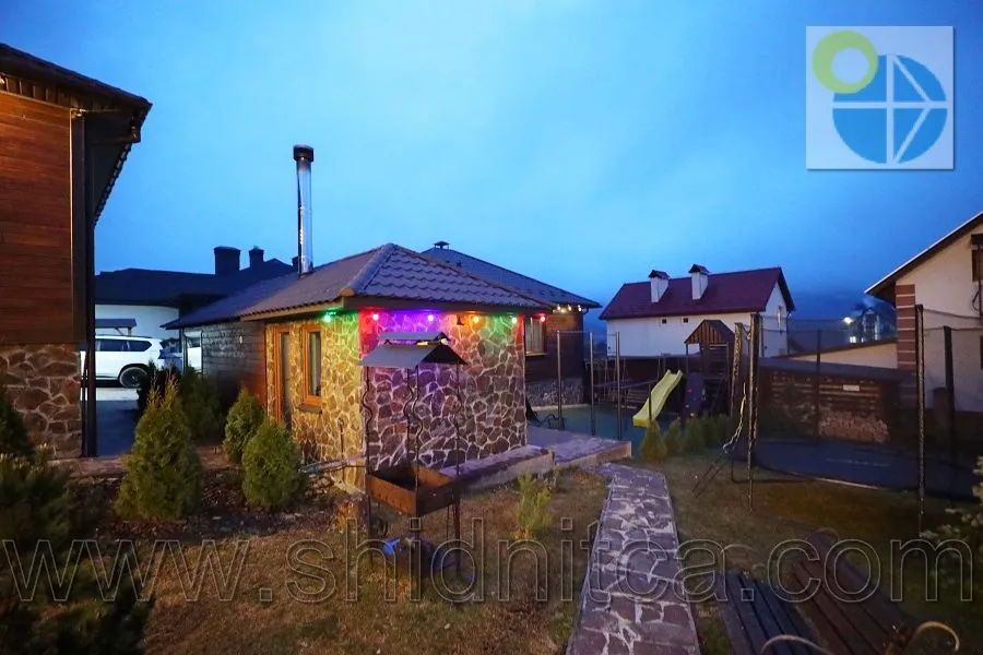 Східниця.Котеджі Five House .