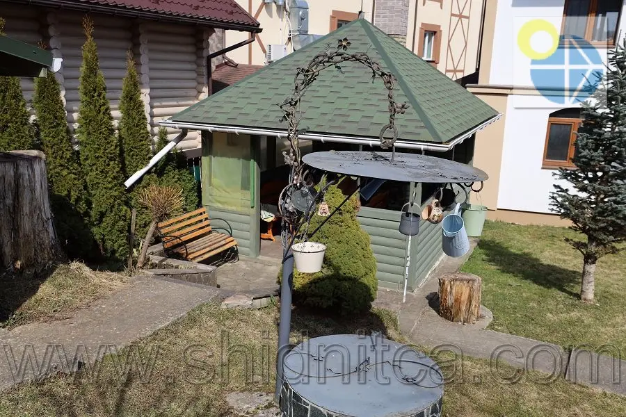 Східниця Приватна садиба Червона рута .