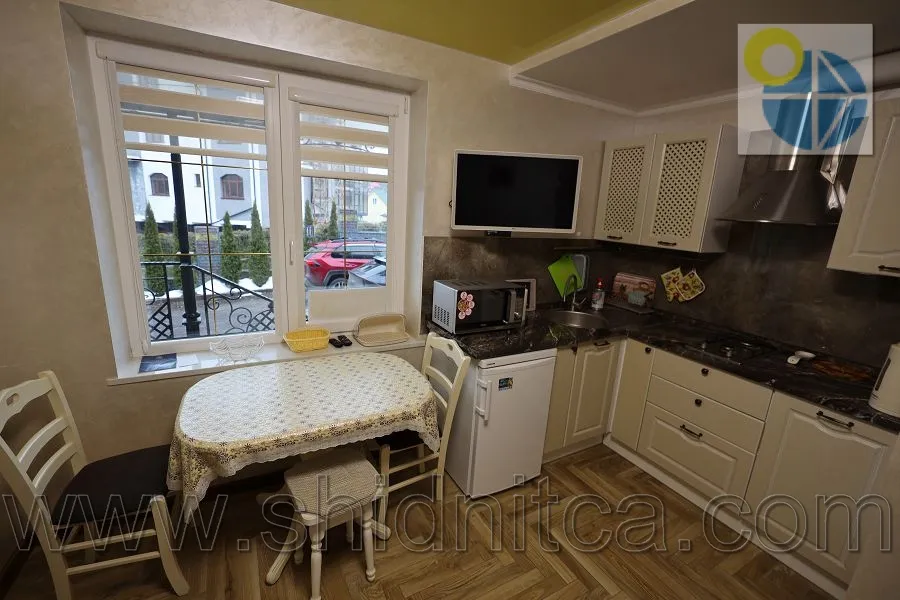 Східниця.Приватна садиба Карамель